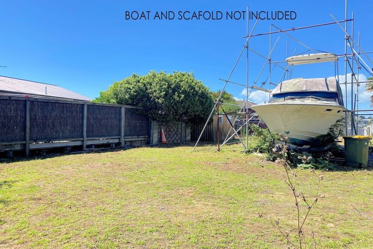 Photo of property in 8 Andara Close, Pinehill, Auckland, 0632