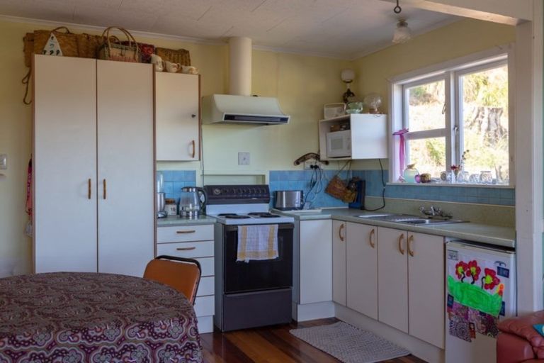 Photo of property in 460 Thames Coast Sh25 Road, Te Puru, Thames, 3575