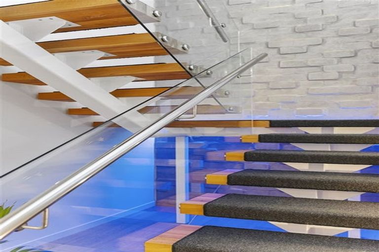 Photo of property in 123a Churchill Road, Rothesay Bay, Auckland, 0630