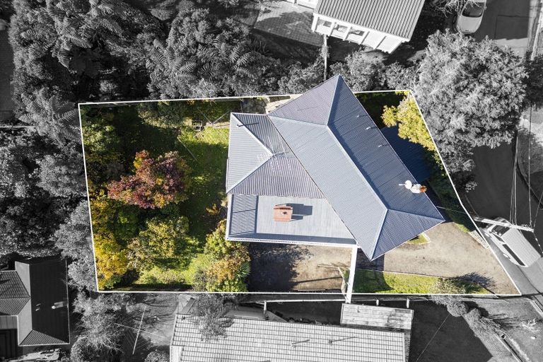 Photo of property in 3 Grenfell Drive, Karori, Wellington, 6012