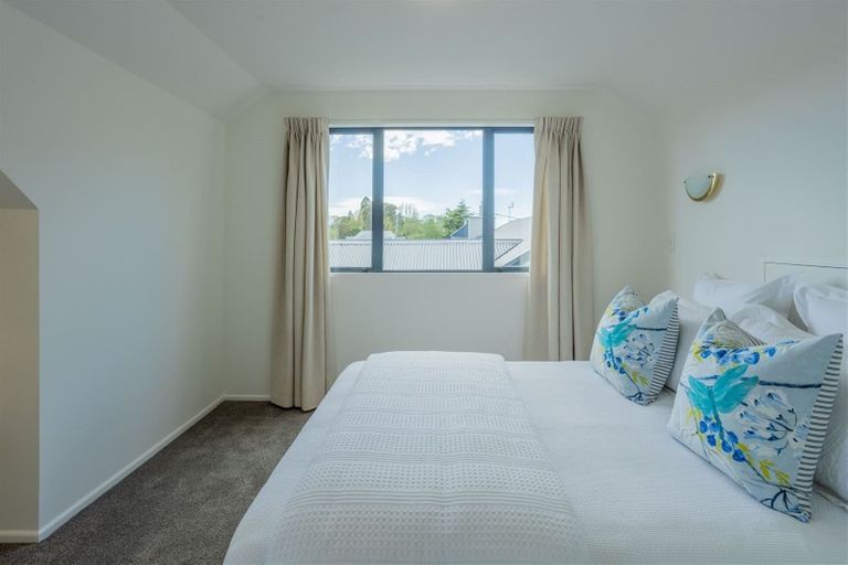 Photo of property in 2 Harrods Court, Ilam, Christchurch, 8053