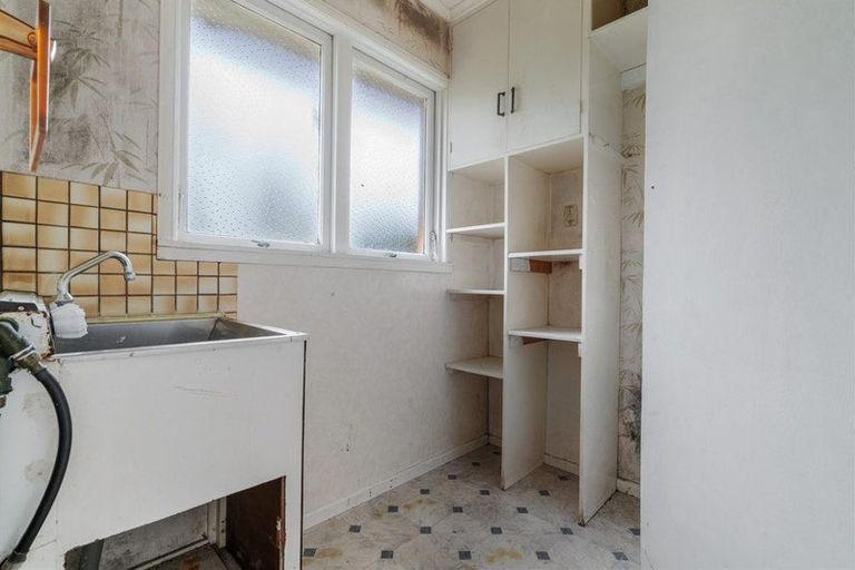 Photo of property in 372 Great South Road, Opaheke, Papakura, 2113