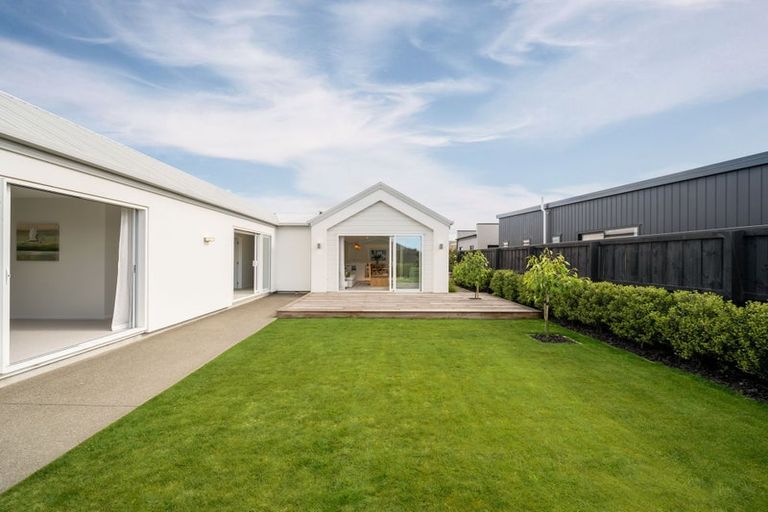 Photo of property in 46 Finstock Way, Rolleston, 7614