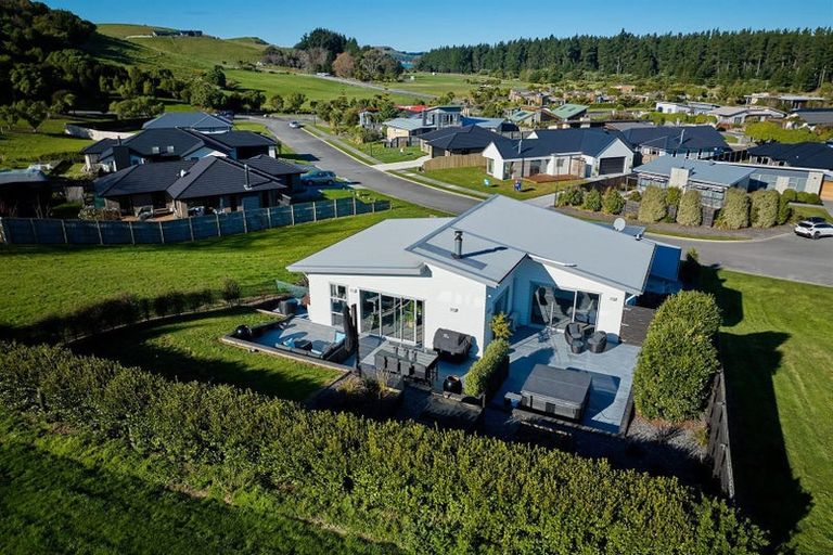 Photo of property in 16 Swyncombe Place, Kaikoura Flat, Kaikoura, 7371
