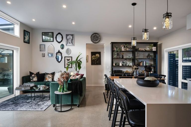 Photo of property in 15b Winton Street, Paraparaumu Beach, Paraparaumu, 5032