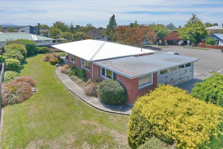 Photo of property in 3 Mcalpine Place, Rangiora, 7400