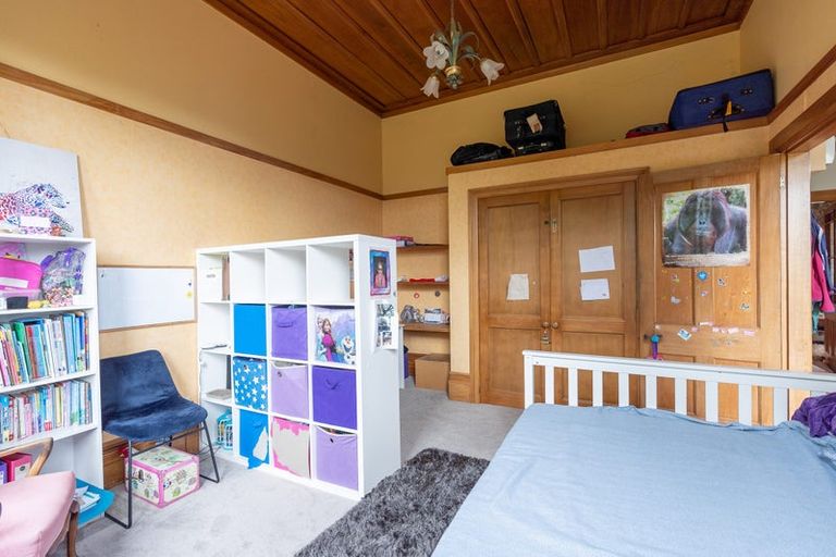 Photo of property in 54 Brightwater Terrace, Terrace End, Palmerston North, 4410