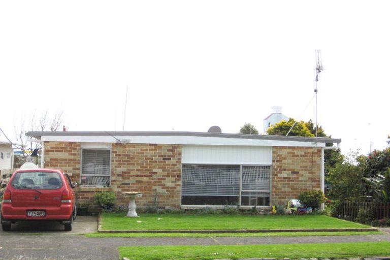Photo of property in 2/95 Pendarves Street, New Plymouth, 4310