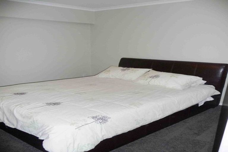 Photo of property in 8 Penrith Street, Westown, New Plymouth, 4310