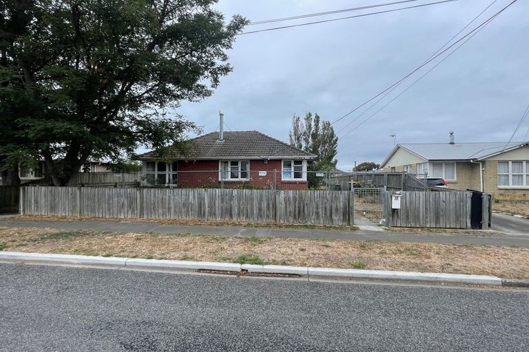Photo of property in 68 Carisbrooke Street, Aranui, Christchurch, 8061
