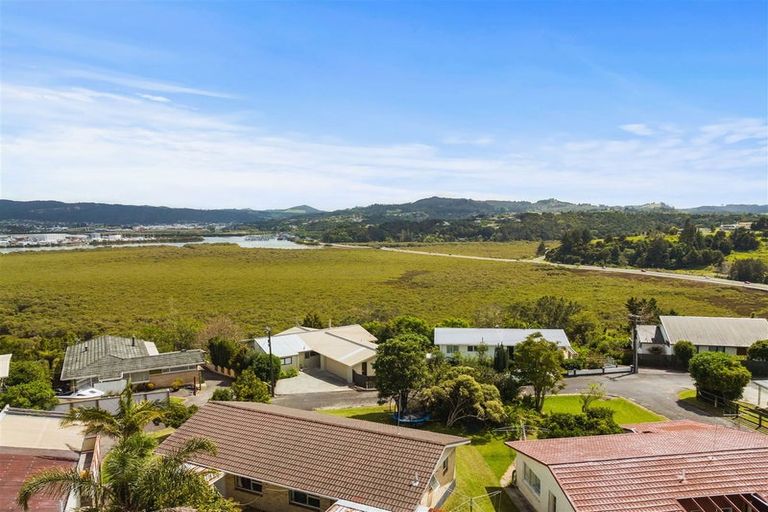 Photo of property in 44 Kokich Crescent, Onerahi, Whangarei, 0110