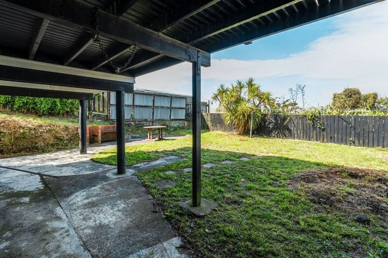 Photo of property in 172 Conclusion Street, Ascot Park, Porirua, 5024