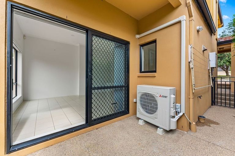 Photo of property in 12 Quarter Deck Lane, Gulf Harbour, Whangaparaoa, 0930