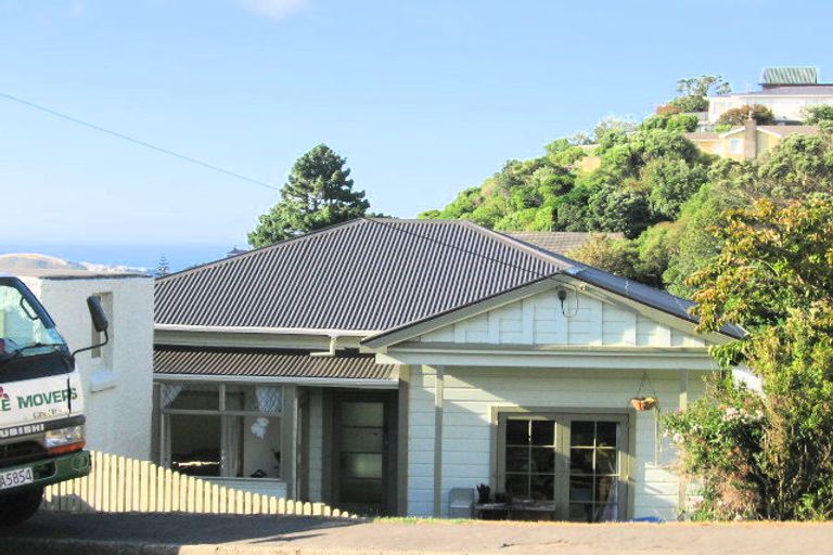 Photo of property in 115 Farnham Street, Mornington, Wellington, 6021