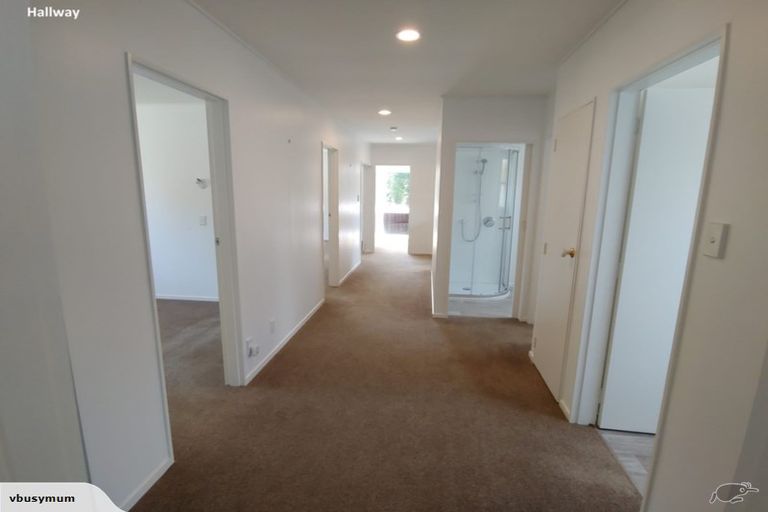 Photo of property in 1 Indus Street, Khandallah, Wellington, 6035