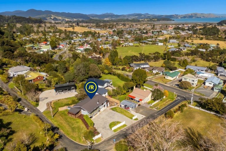 Photo of property in 54 Main Street, Coromandel, 3506