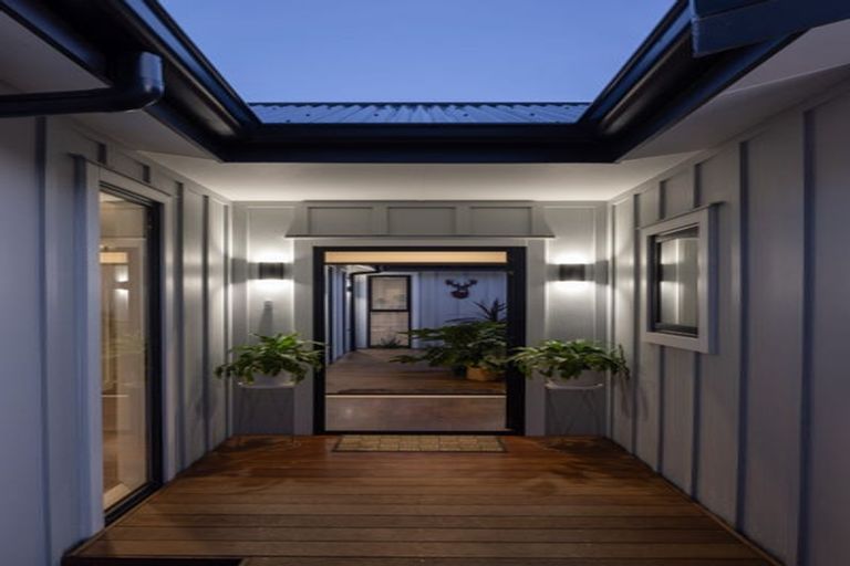 Photo of property in 23 Rich Rise, Havelock North, 4130