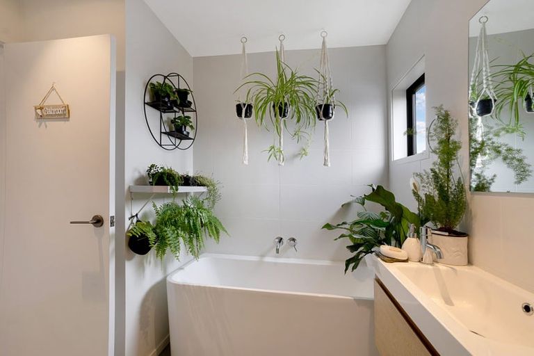 Photo of property in 43 Patrick Rice Drive, Swanson, Auckland, 0614