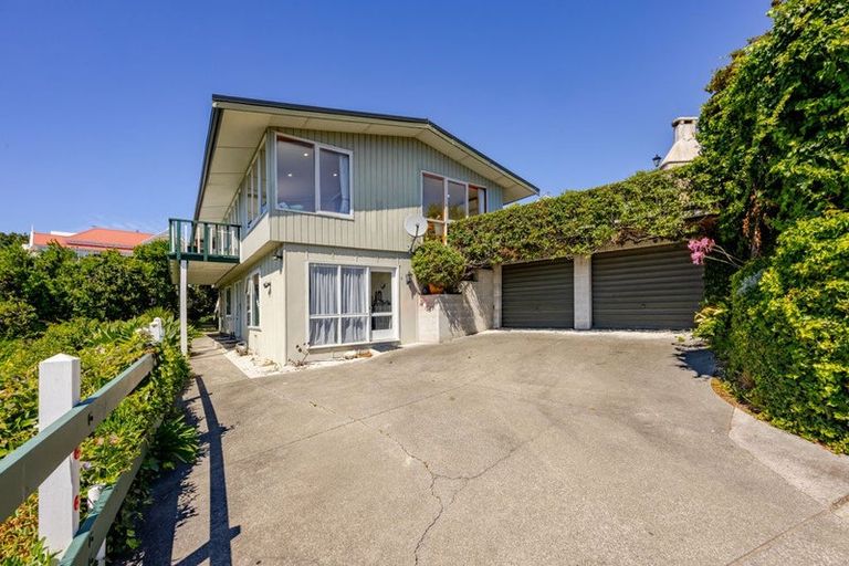Photo of property in 5 Seapoint Road, Bluff Hill, Napier, 4110