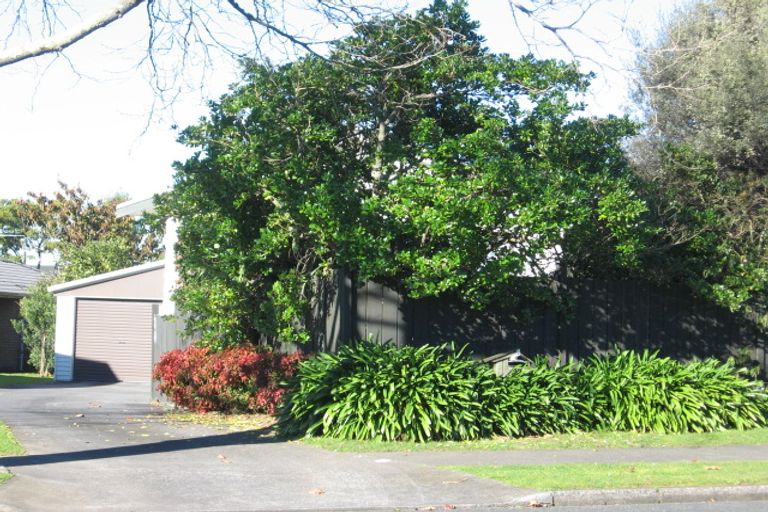 Photo of property in 88 Wattle Farm Road, Wattle Downs, Auckland, 2103