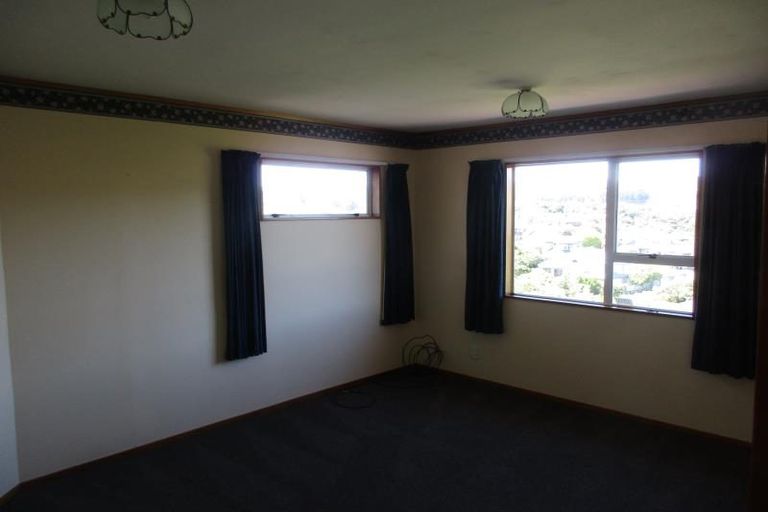 Photo of property in 25 Molyneux Close, Whitby, Porirua, 5024