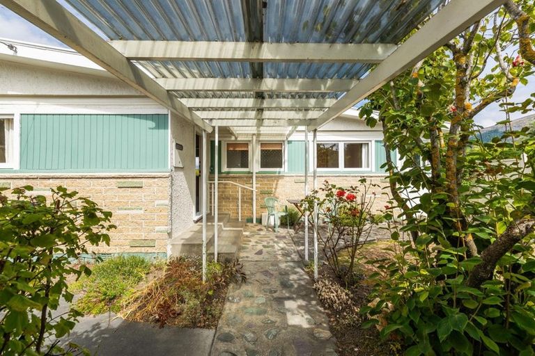 Photo of property in 35 Stewart Street, Frankton, Queenstown, 9300