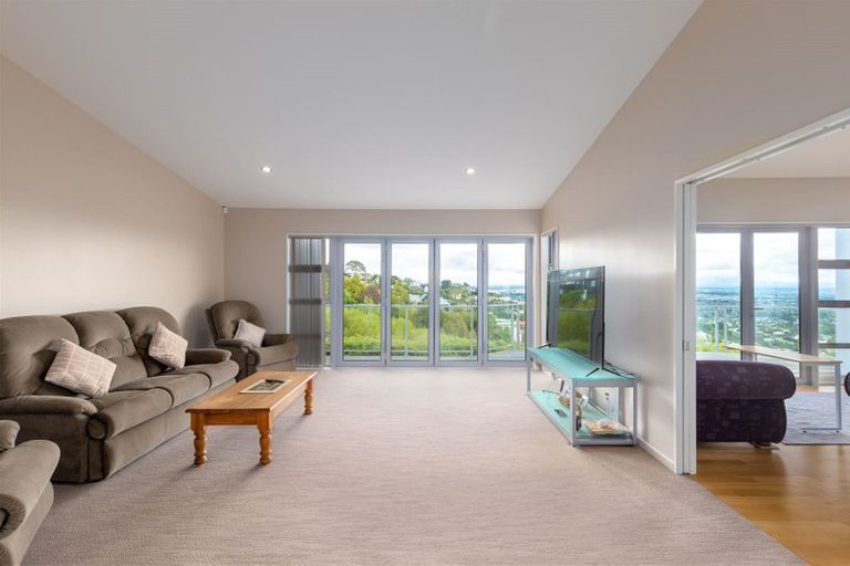 Photo of property in 65 Longhurst Terrace, Cashmere, Christchurch, 8022
