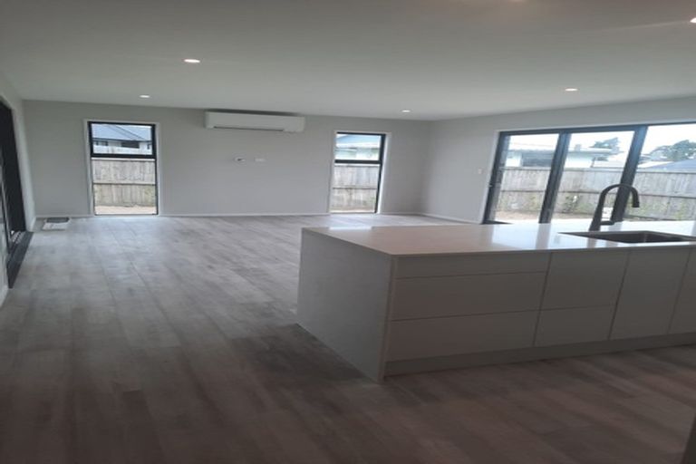 Photo of property in 5 Whanau Avenue, Baverstock, Hamilton, 3200