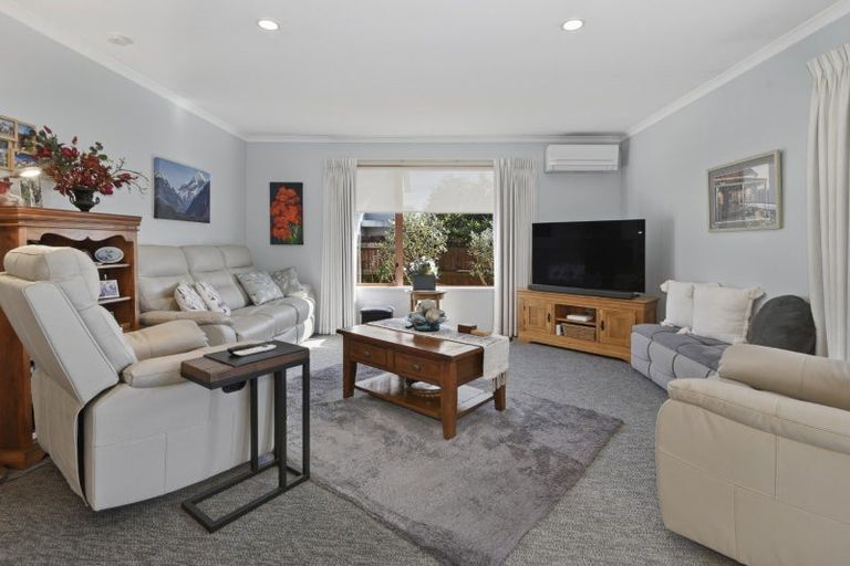 Photo of property in Cotswold Court, 1/8 Cheyne Road, Pyes Pa, Tauranga, 3112