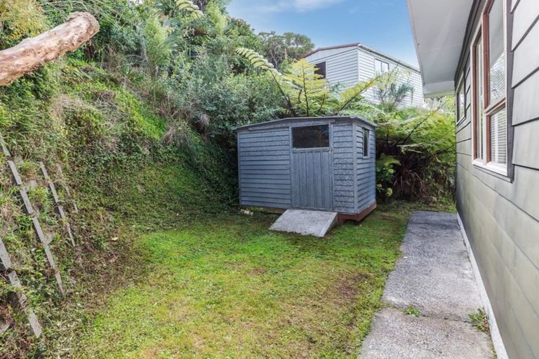 Photo of property in 2/10 Tuapapa Street, Johnsonville, Wellington, 6037