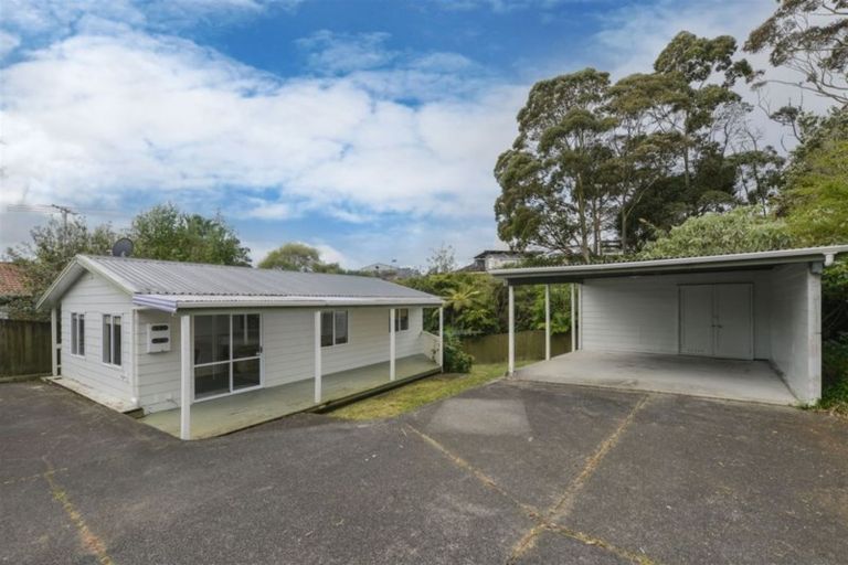 Photo of property in 50 Riserra Drive, Ranui, Auckland, 0612
