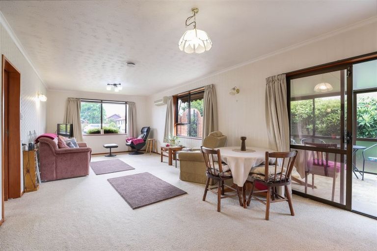 Photo of property in 1/61 Cameron Street, Ashburton, 7700