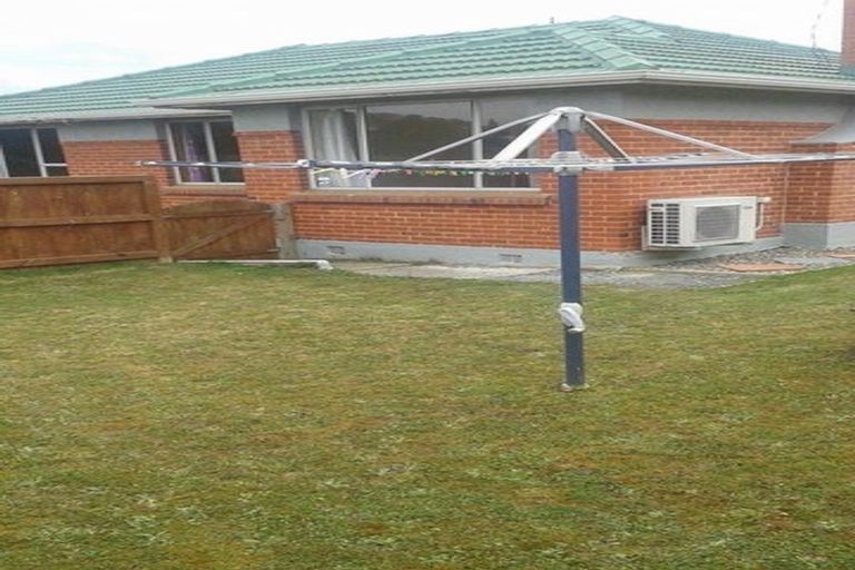 Photo of property in 19 Brockville Road, Glenross, Dunedin, 9011
