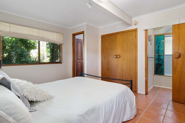 Photo of property in 30 Ngapeke Road, Welcome Bay, Tauranga, 3175