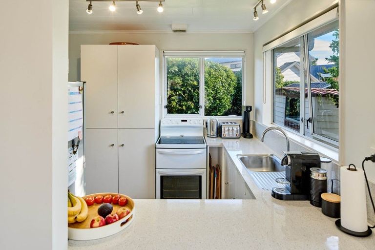 Photo of property in 8b Boulcott Street, Boulcott, Lower Hutt, 5010