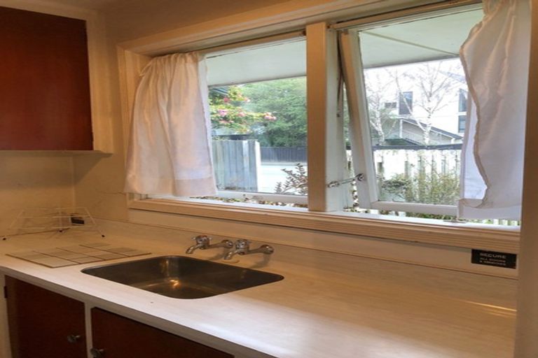 Photo of property in 60 Carlton Mill Road, Merivale, Christchurch, 8014