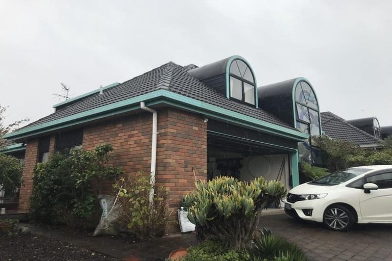 Photo of property in 3/2 Dallinghoe Crescent, Milford, Auckland, 0620