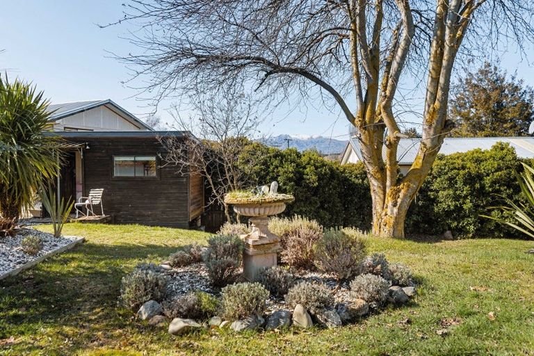 Photo of property in 4 Kingston Street, Albert Town, Wanaka, 9305
