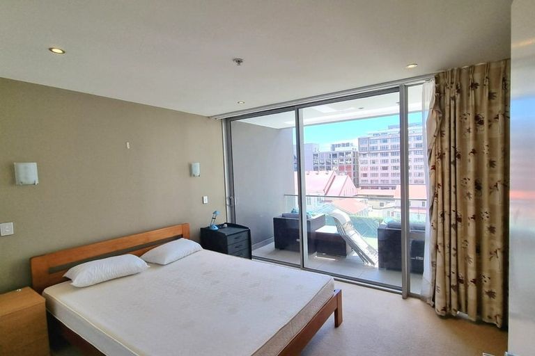 Photo of property in Sanctum Apartments, 54/10b Ebor Street, Te Aro, Wellington, 6011