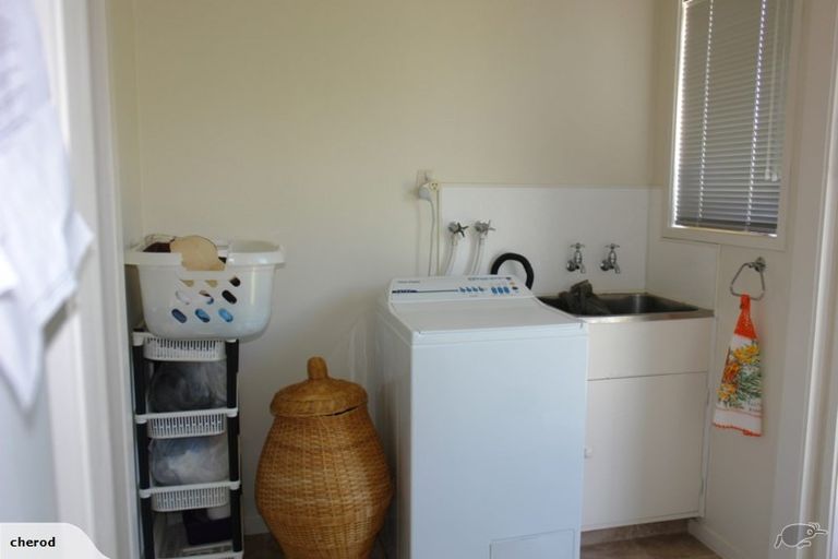 Photo of property in 16c Burrows Street, Tauranga South, Tauranga, 3112