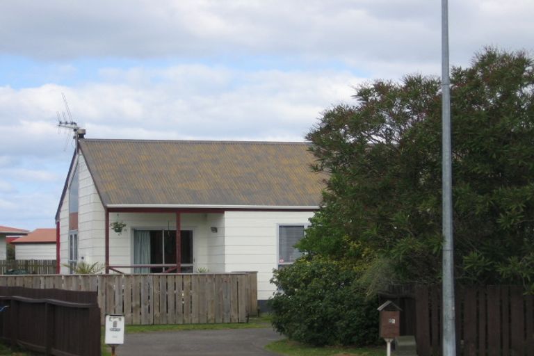 Photo of property in 9a Dover Place, Mount Maunganui, 3116