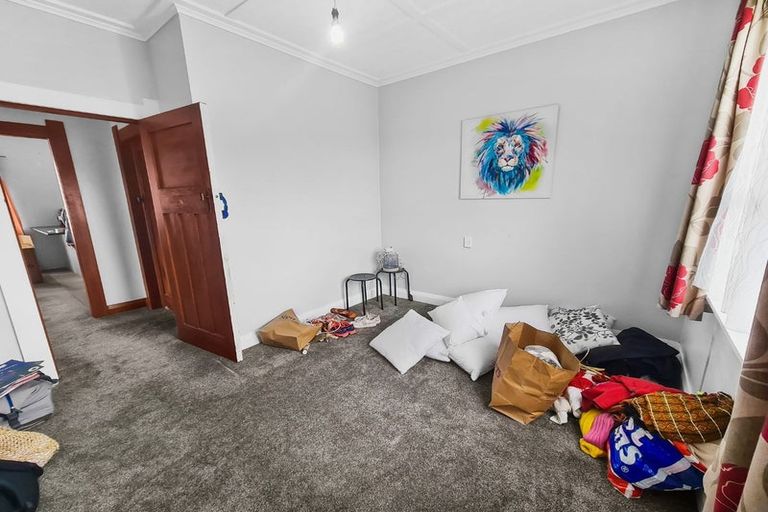 Photo of property in 192 Tasman Street, Opunake, 4616