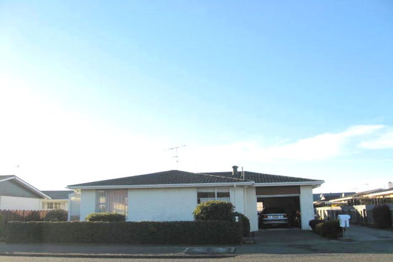 Photo of property in 1/77 Sydney Street, Windsor, Invercargill, 9810