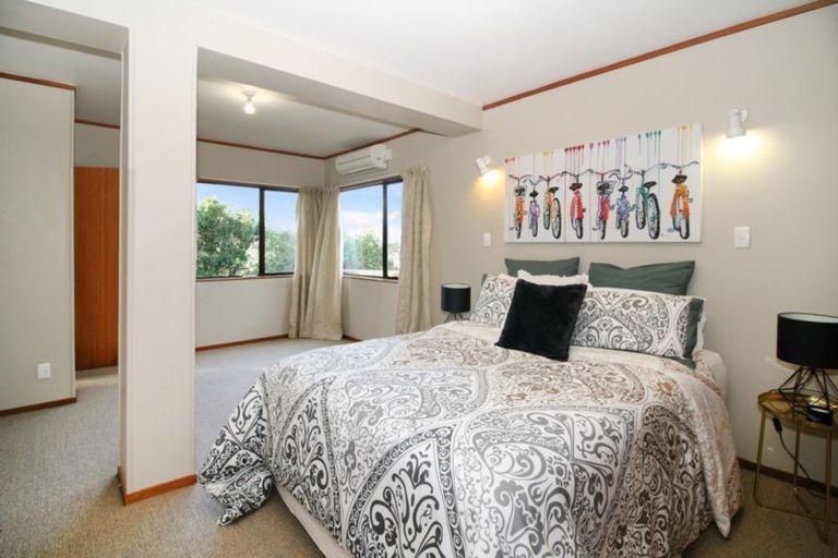 Photo of property in 327 Tukapa Street, Hurdon, New Plymouth, 4310