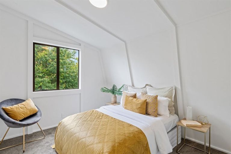 Photo of property in 37 Mchaffies Place, Wainoni, Christchurch, 8061