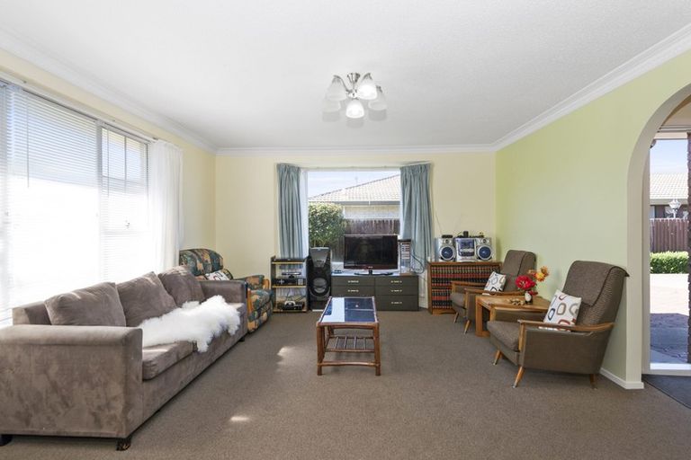 Photo of property in 2/23c Craven Street, Sockburn, Christchurch, 8042