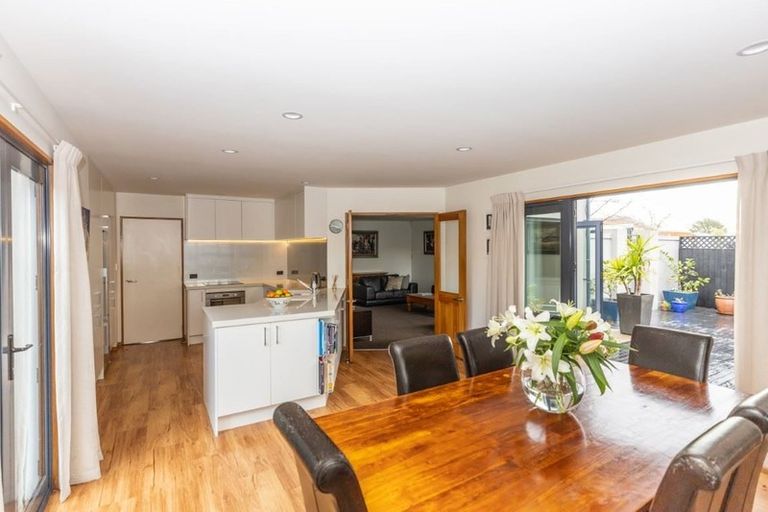 Photo of property in 68a Condell Avenue, Papanui, Christchurch, 8053