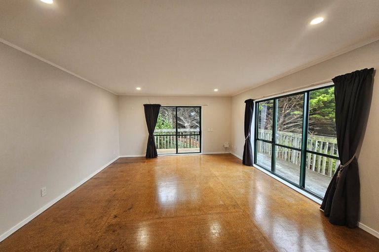 Photo of property in 1/5 Rothwell Street, Titahi Bay, Porirua, 5022