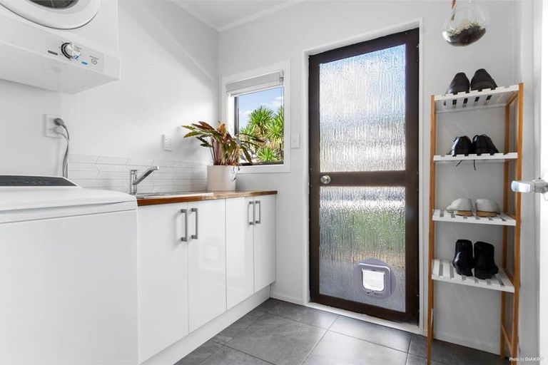 Photo of property in 2/46 Arawa Street, New Lynn, Auckland, 0600