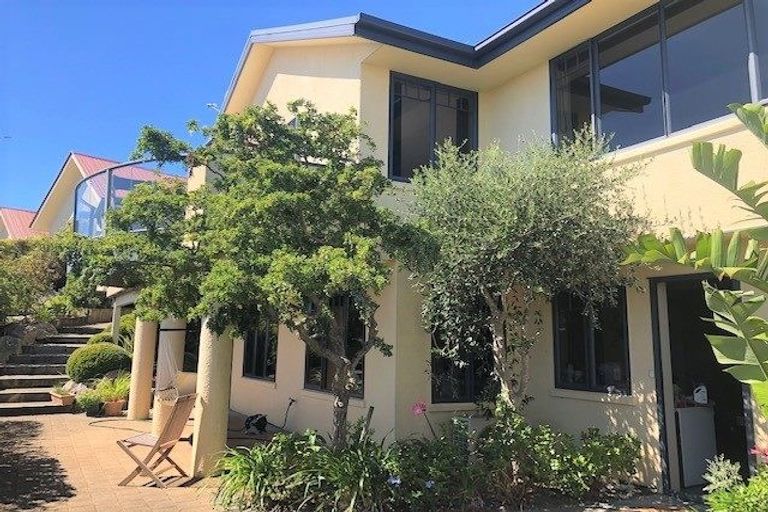 Photo of property in 360 Princes Drive, Britannia Heights, Nelson, 7010